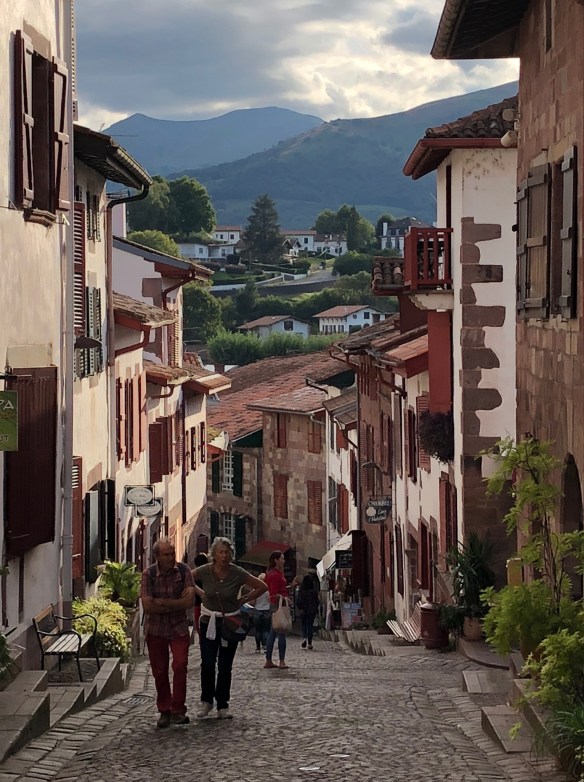 2214A6BD-5E3B-40D2-9DCA-ACA4F1B8F86F