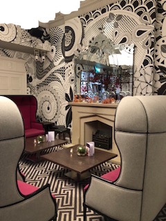 Photo Edinburgh Tigerlilly 1